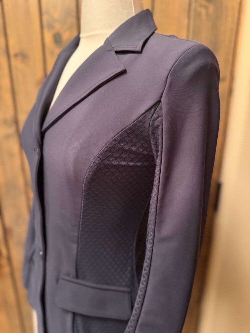 Hannah Childs Horse Show Hunt Coat Size Small - Picture 8 of 8
